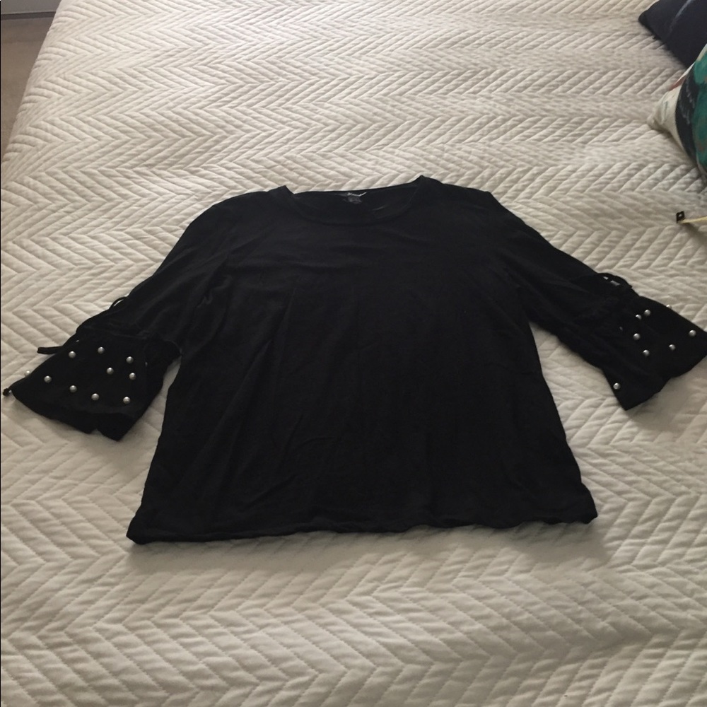 Shirt 🦋 - Picture 5 of 5